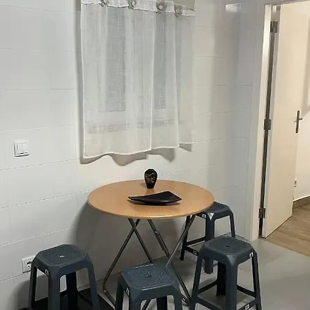 Holiday home Alojamiento Economico En Salir de Porto